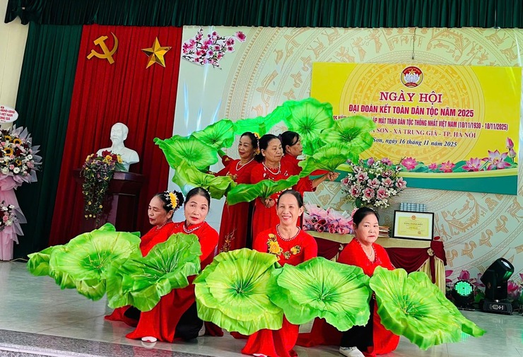 THÔN HOA SƠN TỔ CHỨC NGÀY HỘI ĐẠI ĐOÀN KẾT TOÀN DÂN TỘC NĂM 2025- Ảnh 6.