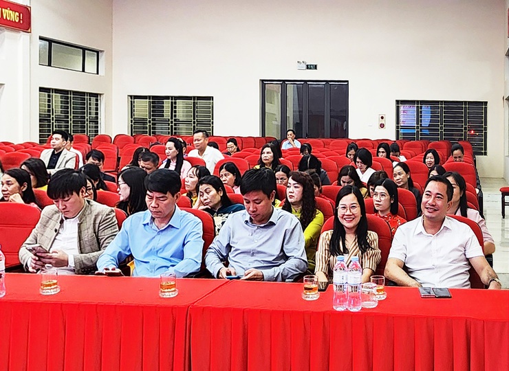 XÃ NỘI BÀI TỔ CHỨC GẶP MẶT BAN GIÁM HIỆU CÁC NHÀ TRƯỜNG TRÊN ĐỊA BÀN XÃ, NHÂN KỶ NIỆM 43 NĂM NGÀY NHÀ GIÁO VIỆT NAM (20/11/1982 – 20/11/2025)- Ảnh 5.