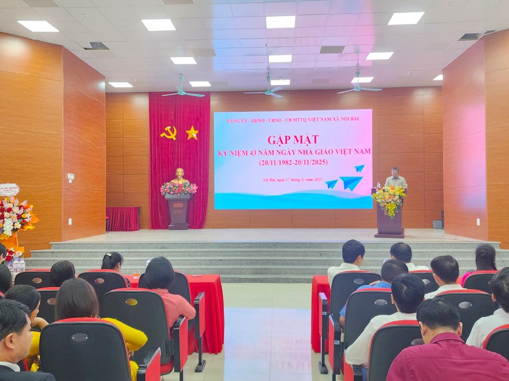 XÃ NỘI BÀI TỔ CHỨC GẶP MẶT BAN GIÁM HIỆU CÁC NHÀ TRƯỜNG TRÊN ĐỊA BÀN XÃ, NHÂN KỶ NIỆM 43 NĂM NGÀY NHÀ GIÁO VIỆT NAM (20/11/1982 – 20/11/2025)- Ảnh 8.