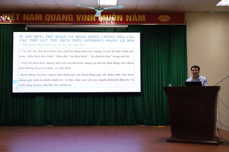 Xã Vật Lại tập huấn kỹ năng tuyên truyền, đấu tranh, phản bác các quan điểm sai trái, thù địch trên không gian mạng- Ảnh 6.