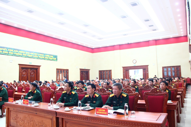 Tổng kết diễn tập tác chiến phòng thủ khu vực 2 - Phúc Thọ và xã Thạch Thất năm 2025- Ảnh 2.