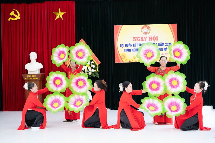 Sôi nổi Ngày hội Đại đoàn kết thôn Nghĩa Lập- Ảnh 1.