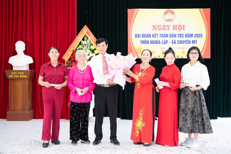 Sôi nổi Ngày hội Đại đoàn kết thôn Nghĩa Lập- Ảnh 6.