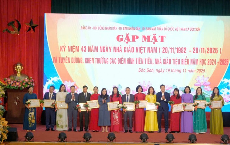 Xã Sóc Sơn tuyên dương nhiều điển hình tiên tiến ngành Giáo dục và Đào tạo- Ảnh 4.