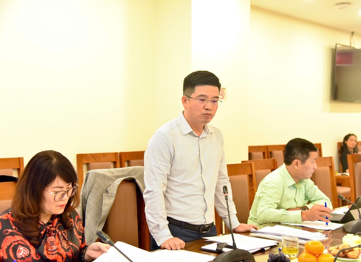 Quyết tâm thực hiện thắng lợi mục tiêu chỉ tiêu Kinh tế - Văn hóa - Xã hội năm 2025 theo Nghị quyết số 37 của Hội đồng nhân dân phường Hoàn Kiếm- Ảnh 4.