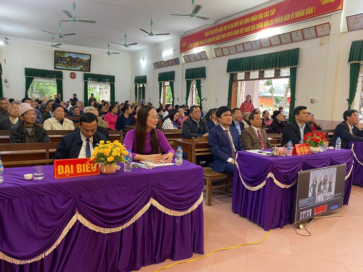 Đồng chí Lê Văn Trang, Chủ tịch UBND xã Hương Sơn
Dự Ngày Đại đoàn kết toàn dân tại Thôn Tiên Mai- Ảnh 1.