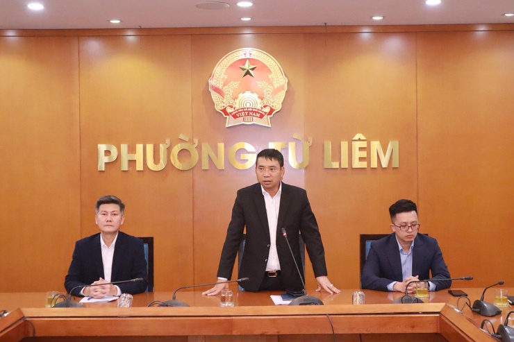 Công bố các quyết định về công tác cán bộ tại phường Từ Liêm- Ảnh 3.