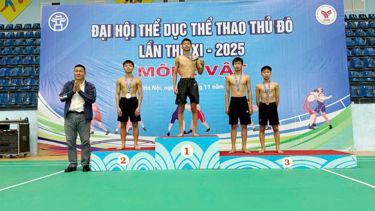 Đoàn vận động viên thi đấu môn Vật xã Quốc Oai đạt 2 huy chương Bạc và 6 Huy chương Đồng tại Đại hội Thể dục Thể thao Thủ đô lần thứ XI- Ảnh 2.