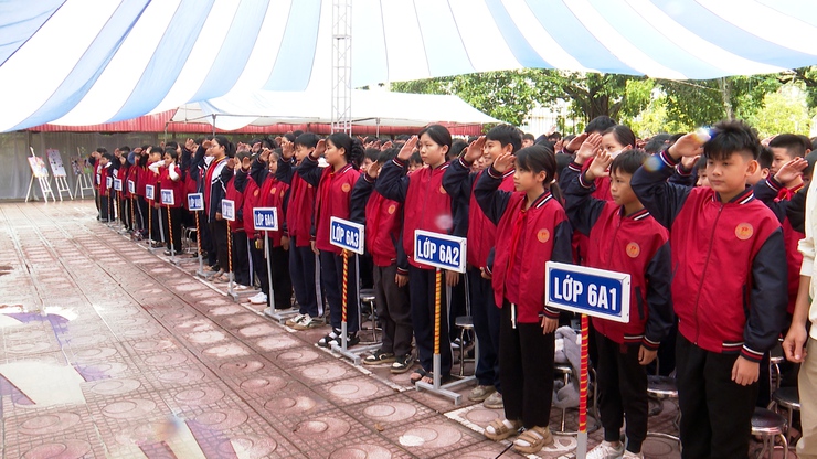 Trường THCS Văn Tự nâng cao chất lượng đào tạo, khẳng định vị thế lá cờ đầu của ngành giáo dục xã Phú Xuyên- Ảnh 2.