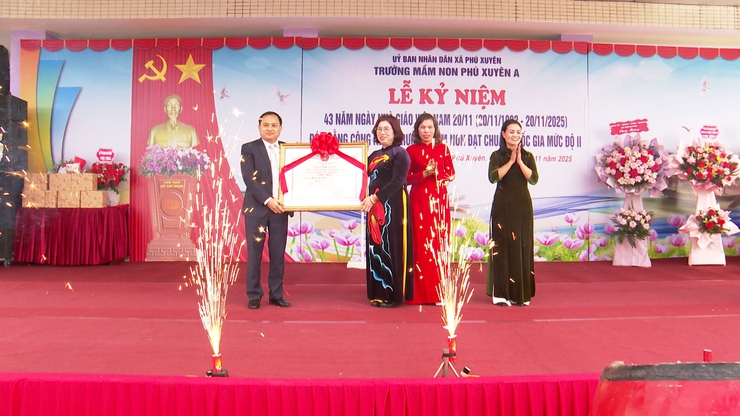 Trường Mầm non Phú Xuyên A Kỷ niệm ngày nhà giáo Việt nam 20/11 và đón Bằng công nhận Trường đạt chuẩn Quốc gia mức độ 2.- Ảnh 11.