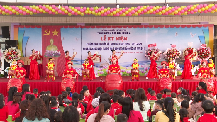 Trường Mầm non Phú Xuyên A Kỷ niệm ngày nhà giáo Việt nam 20/11 và đón Bằng công nhận Trường đạt chuẩn Quốc gia mức độ 2.- Ảnh 2.