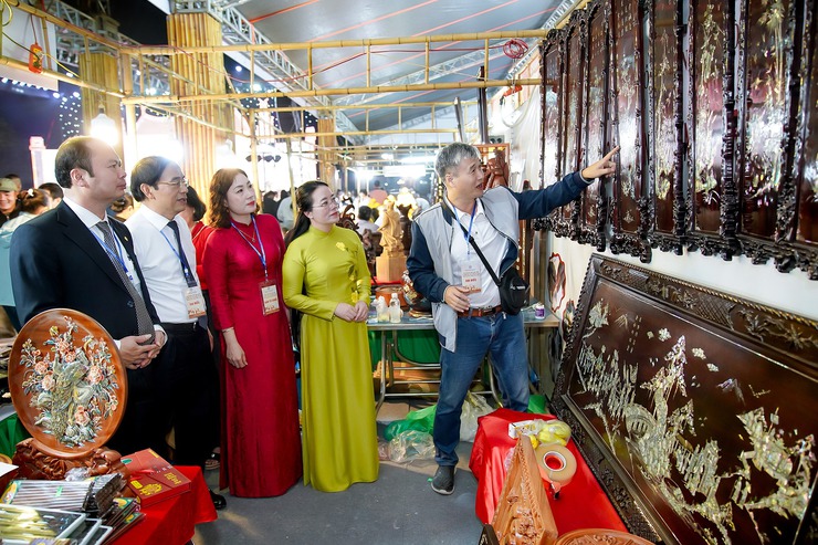 Động lực giúp xã Chuyên Mỹ phát triển làng nghề truyền thống- Ảnh 2.