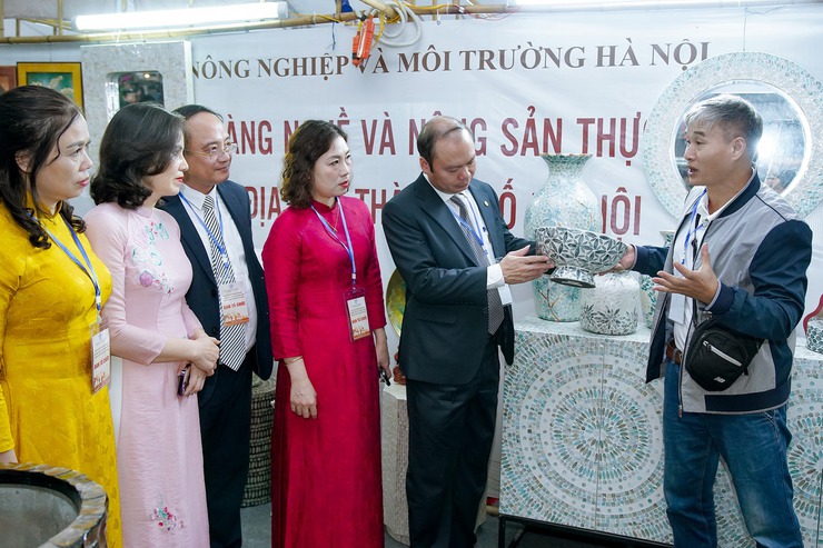 Động lực giúp xã Chuyên Mỹ phát triển làng nghề truyền thống- Ảnh 3.