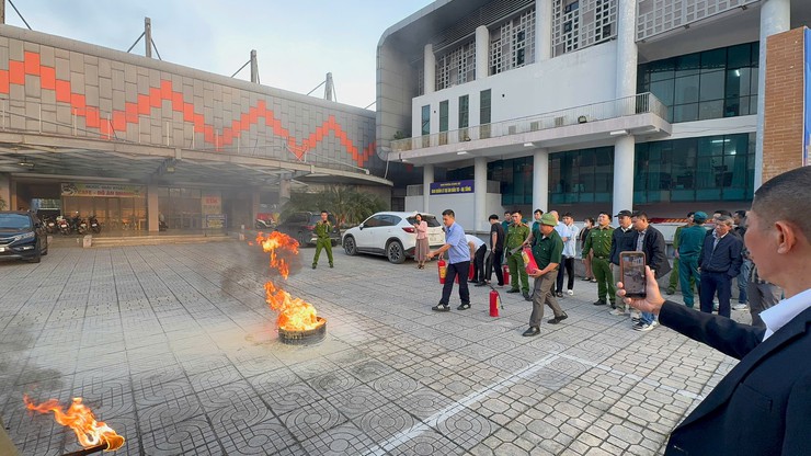 Phường Hoàng Liệt tổ chức Hội nghị tuyên truyền, phổ biến pháp luật, kiến thức, kỹ năng, hướng dẫn an toàn về phòng cháy chữa cháy và cứu nạn cứu hộ trên địa bàn Phường năm 2025- Ảnh 6.