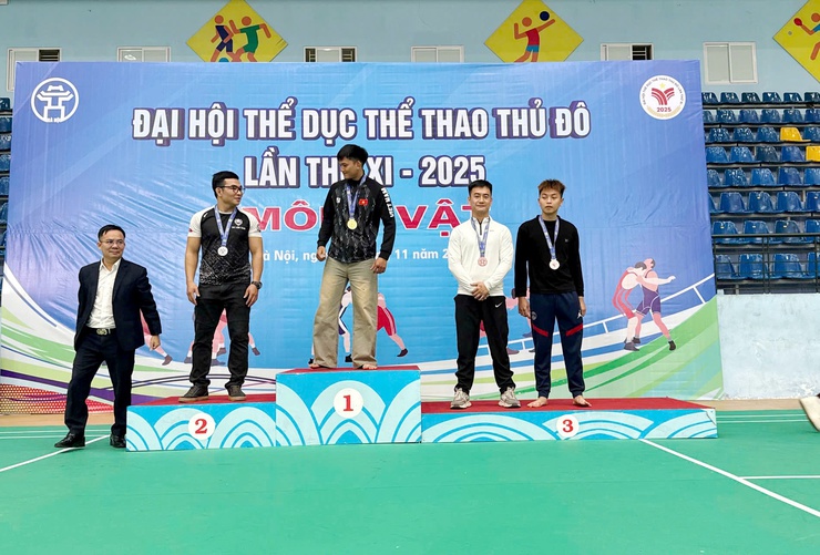 Đoàn vận động viên thi đấu môn Vật xã Quốc Oai đạt 2 huy chương Bạc và 6 Huy chương Đồng tại Đại hội Thể dục Thể thao Thủ đô lần thứ XI- Ảnh 6.