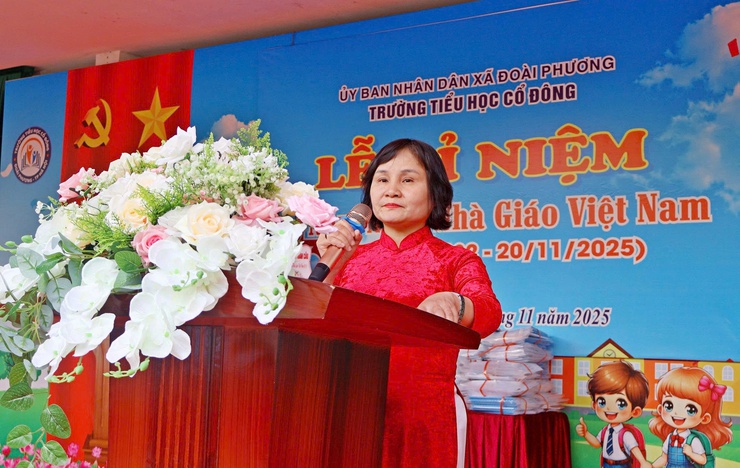 Lãnh đạo xã Đoài Phương dự lễ kỷ niệm 20/11 tại các trường Tiều học, THCS trên địa bàn- Ảnh 6.