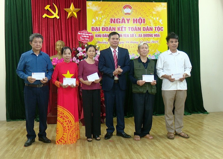 Lan toả tinh thần đoàn kết tại Ngày hội Đại đoàn kết toàn dân tộc năm 2025 tại thôn Yên Sở 1- Ảnh 8.