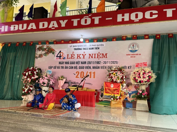 XÃ PHÚ XUYÊN TỔ CHỨC KỶ NIỆM 43 NĂM NGÀY NHÀ GIÁO VIỆT NAM 20/11 TẠI CÁC CƠ SỞ GIÁO DỤC- Ảnh 23.