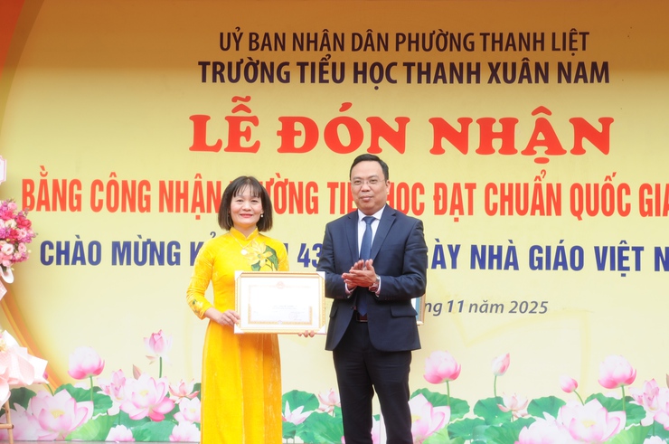 Trường Tiểu học Thanh Xuân Nam đón Bằng công nhận Trường chuẩn Quốc gia mức độ 2- Ảnh 6.
