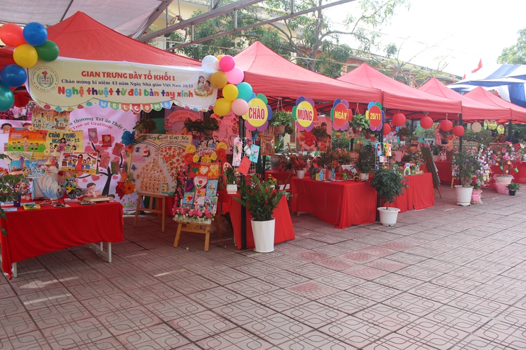 Trường Tiểu học Phú Xuyên tổ chức Lễ kỷ niệm 43 năm Ngày Nhà giáo Việt Nam 20/11.- Ảnh 9.