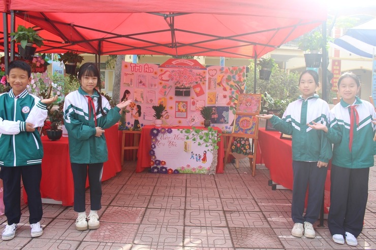 Trường Tiểu học Phú Xuyên tổ chức Lễ kỷ niệm 43 năm Ngày Nhà giáo Việt Nam 20/11.- Ảnh 15.