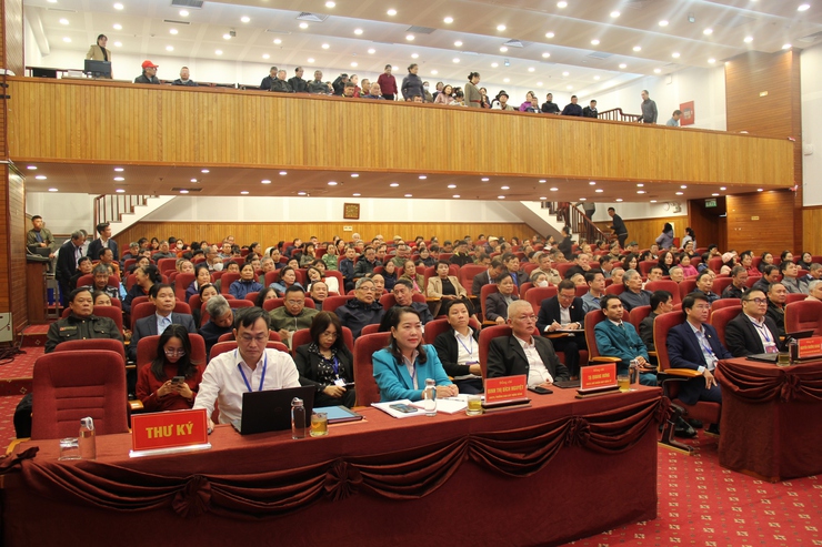 Phường Việt Hưng tổ chức đối thoại giữa người đứng đầu cấp ủy, chính quyền với Mặt trận Tổ quốc, các tổ chức chính trị - xã hội và đại diện Nhân dân trên địa bàn phường năm 2025- Ảnh 1.