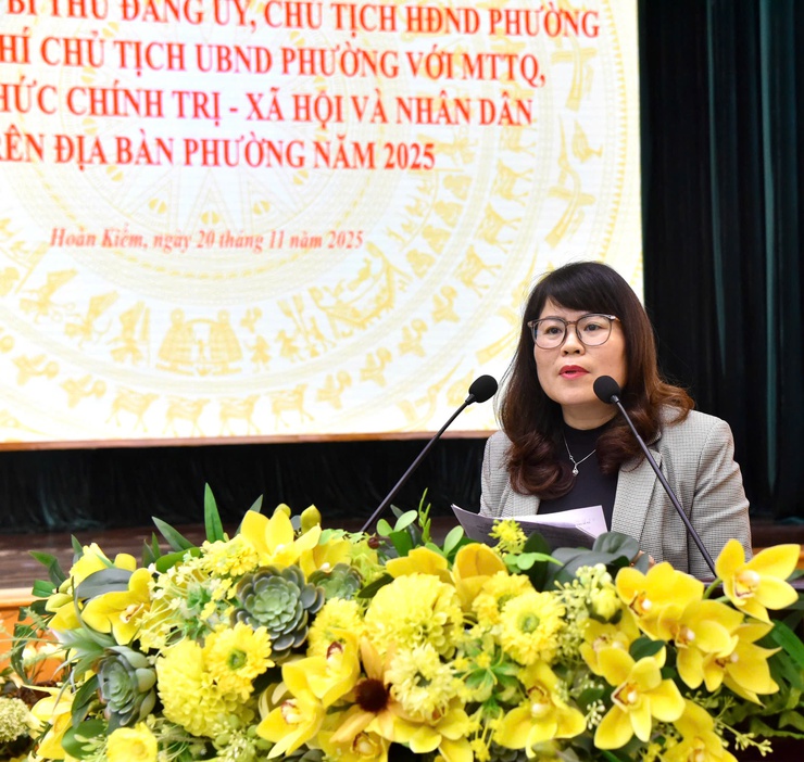 Lắng nghe, đối thoại, trao đổi thẳng thắn, tạo đồng thuận cao trong nhân dân, tăng cường mối quan hệ giữa Đảng, Chính quyền với người dân trên địa bàn phường Hoàn Kiếm- Ảnh 8.