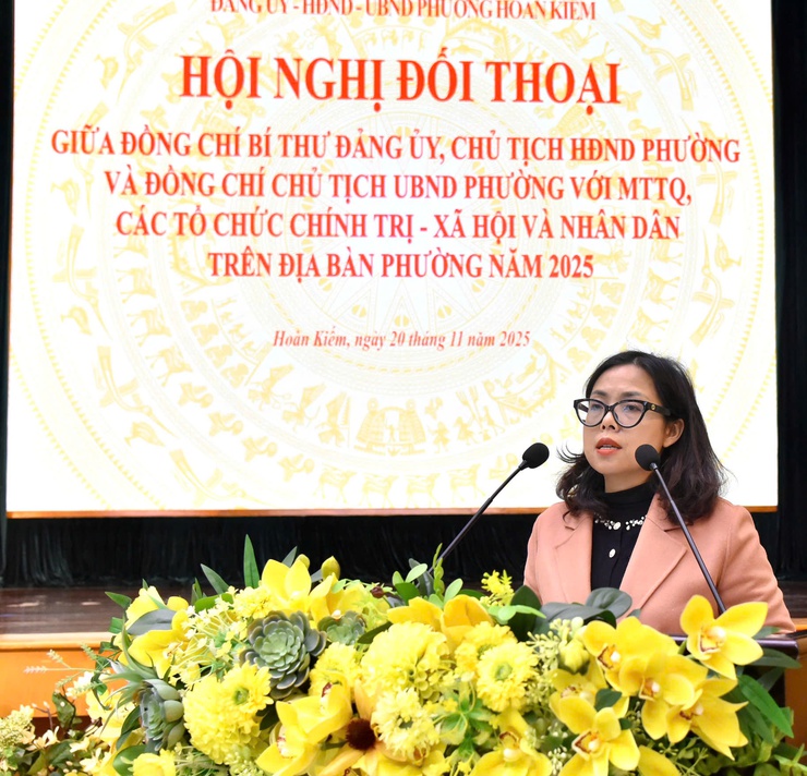 Lắng nghe, đối thoại, trao đổi thẳng thắn, tạo đồng thuận cao trong nhân dân, tăng cường mối quan hệ giữa Đảng, Chính quyền với người dân trên địa bàn phường Hoàn Kiếm- Ảnh 9.