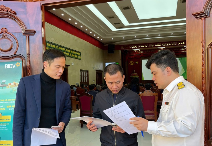 Thạch Thất: triển khai hội nghị chuyển đổi mô hình quản lý thuế đối với hộ kinh doanh- Ảnh 6.