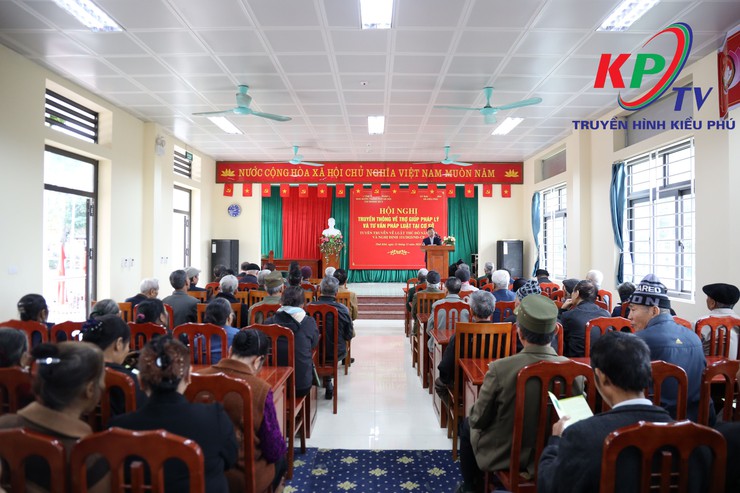 UBND xã Kiều Phú phối hợp tổ chức Hội nghị tuyên truyền Luật Thủ đô, các văn bản thi hành Luật Thủ đô và Nghị định 151 của Chính Phủ- Ảnh 2.