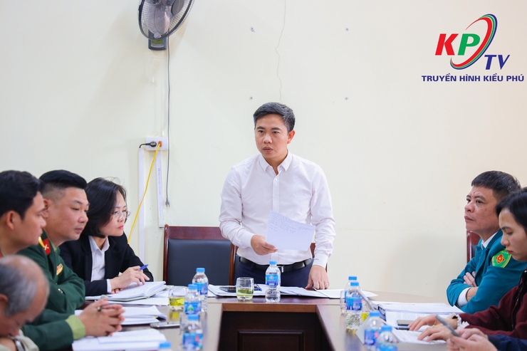 Hội đồng NVQS xã Kiều Phú tổ chức hội nghị mở rộng để duyệt danh sách nam công dân Quyết định gọi khám sức khoẻ NVQS năm 2026.- Ảnh 5.