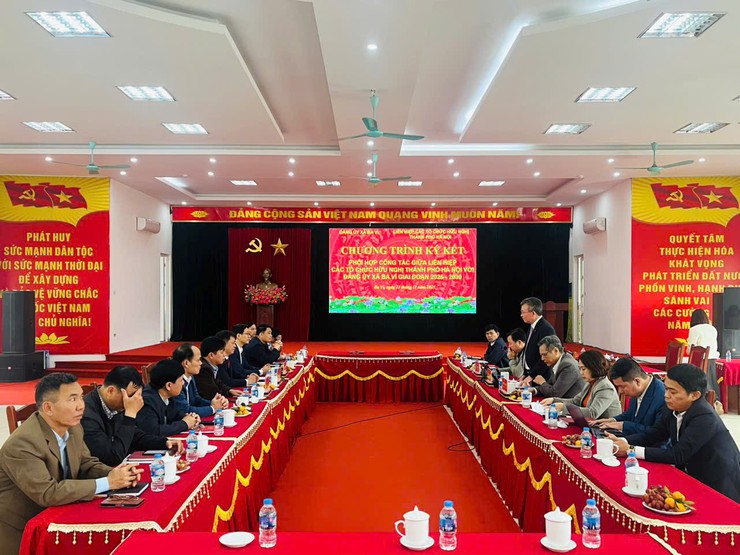 XÃ BA VÌ KÝ KẾT CHƯƠNG TRÌNH PHỐI HỢP CÔNG TÁC ĐỐI NGOẠI NHÂN DÂN GIAI ĐOẠN 2025–2030- Ảnh 2.