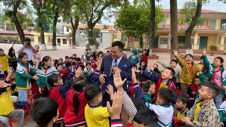 Truyền thông Luật Trẻ em, phòng chống tai nạn thương tích, xâm hại và bạo lực trẻ em năm 2025 tại trường TH Tích Giang và TH thị trấn Phúc Thọ- Ảnh 3.