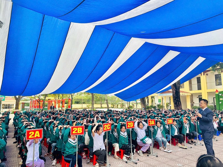 Truyền thông Luật Trẻ em, phòng chống tai nạn thương tích, xâm hại và bạo lực trẻ em năm 2025 tại trường TH Tích Giang và TH thị trấn Phúc Thọ- Ảnh 7.