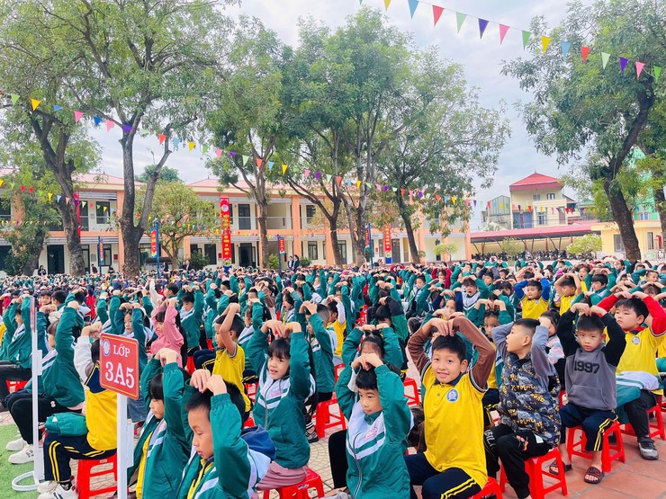 Truyền thông Luật Trẻ em, phòng chống tai nạn thương tích, xâm hại và bạo lực trẻ em năm 2025 tại trường TH Tích Giang và TH thị trấn Phúc Thọ- Ảnh 6.