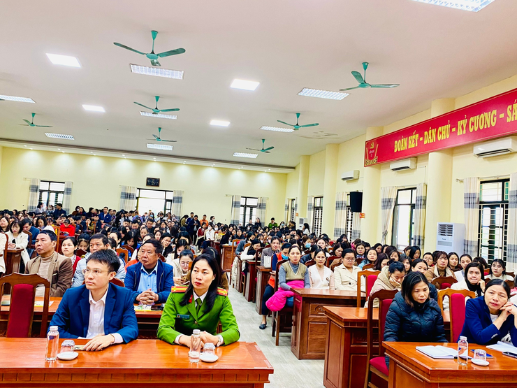 Tuyên truyền, tập huấn, phổ biến kiến thức về phòng cháy chữa cháy và cứu nạn cứu hộ trên địa bàn xã Ô Diên- Ảnh 2.