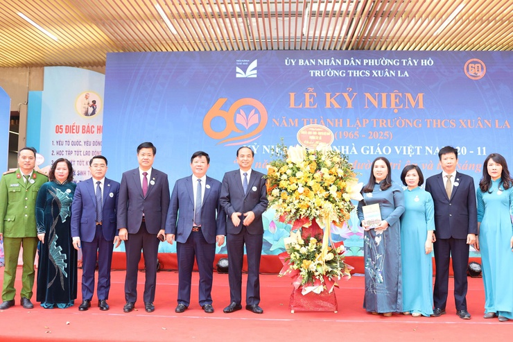 Trường THCS Xuân La: Hành trình 60 năm xây dựng và phát triển tạo nền tảng vững chắc cho thế hệ tương lai- Ảnh 4.