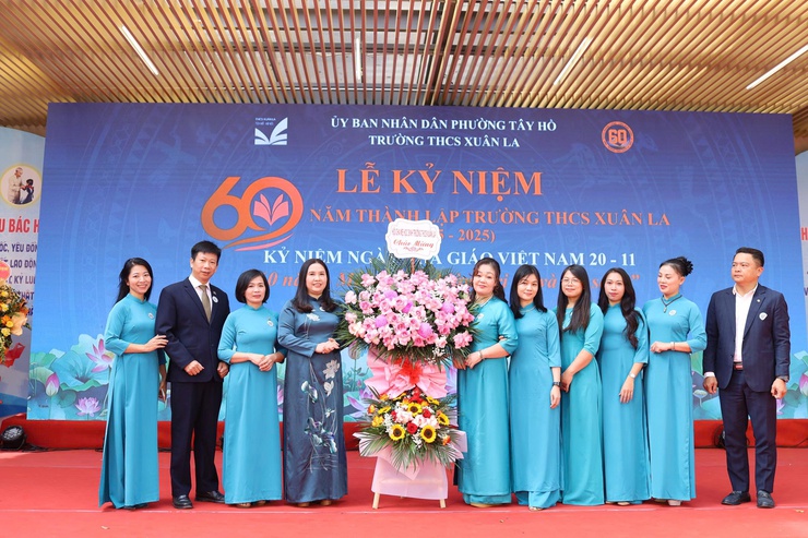 Trường THCS Xuân La: Hành trình 60 năm xây dựng và phát triển tạo nền tảng vững chắc cho thế hệ tương lai- Ảnh 8.