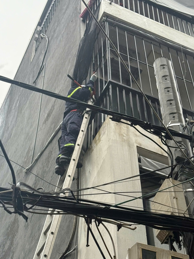 Thực tập phương án chữa cháy và CNCH tại khu dân cư nguy hiểm cháy nổ- Ảnh 4.