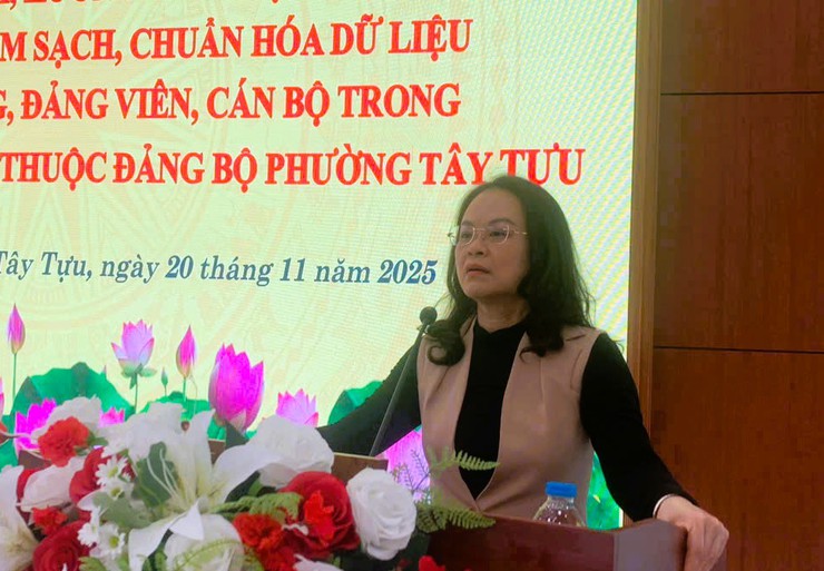 Đảng ủy phường Tây Tựu chỉ đạo thực hiện chiến dịch chuẩn hóa dữ liệu tổ chức đảng, đảng viên đúng đầy đủ chính xác, đúng tiến độ- Ảnh 2.