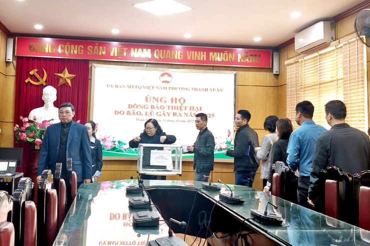 Phường Thanh Xuân phát động ủng hộ các tỉnh miền Trung, Tây Nguyên bị thiệt hại do bão lũ- Ảnh 3.