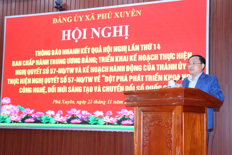 Hội nghị triển khai Kế hoạch hành động của Thành ủy thực hiện Nghị quyết số 57-NQ/TW về “Đột phá phát triển khoa học, công nghệ, đổi mới sáng tạo và chuyển đổi số quốc gia”.- Ảnh 4.