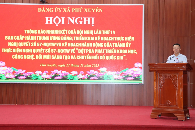 Hội nghị triển khai Kế hoạch hành động của Thành ủy thực hiện Nghị quyết số 57-NQ/TW về “Đột phá phát triển khoa học, công nghệ, đổi mới sáng tạo và chuyển đổi số quốc gia”.- Ảnh 5.