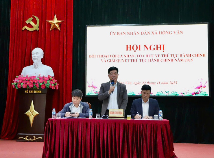 UBND xã Hồng Vân: Hội nghị đối thoại lắng nghe ý kiến của người dân về thủ tục hành chính - Ảnh 13.