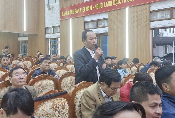 Công an xã tổ chức Hội nghị Công an lắng nghe ý kiến nhân dân; Đánh giá tình hình an ninh, trật tự và góp ý về trách nhiệm của Cảnh sát khu vực trong công tác bảo đảm an ninh, trật tự tại cơ sở năm 2025.- Ảnh 8.