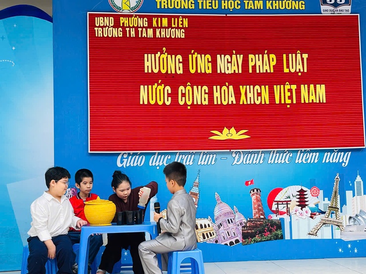 TRƯỜNG TIỂU HỌC TAM KHƯƠNG HƯỞNG ỨNG NGÀY PHÁP LUẬT VIỆT NAM 07/11/2025- Ảnh 9.