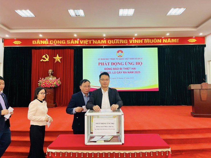 XÃ BA VÌ CHUNG TAY HƯỚNG VỀ ĐỒNG BÀO LŨ LỤT- Ảnh 4.