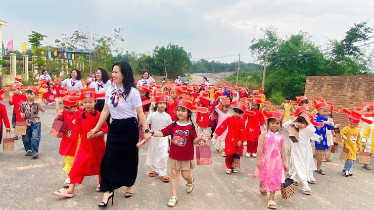 NGƯỜI HIỆU TRƯỞNG TÂM HUYẾT- Ảnh 2.