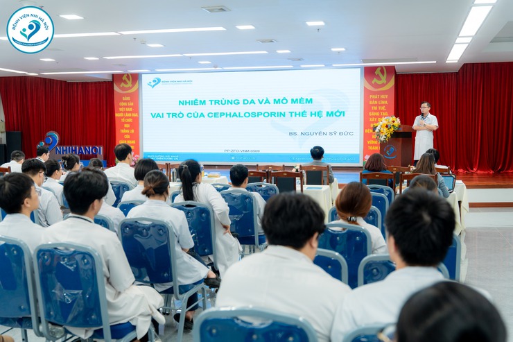 Nâng cao ý thức trong việc sử dụng kháng sinh góp phần giảm thiểu nguy cơ kháng thuốc- Ảnh 1.