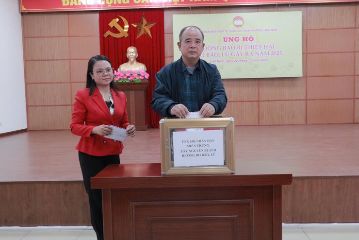 ỦY BAN MẶT TRẬN TỔ QUỐC VIỆT NAM PHƯỜNG LĨNH NAM PHÁT ĐỘNG ỦNG HỘ ĐỒNG BÀO MIỀN TRUNG, TÂY NGUYÊN KHẮC PHỤC HẬU QUẢ BÃO, LŨ- Ảnh 3.